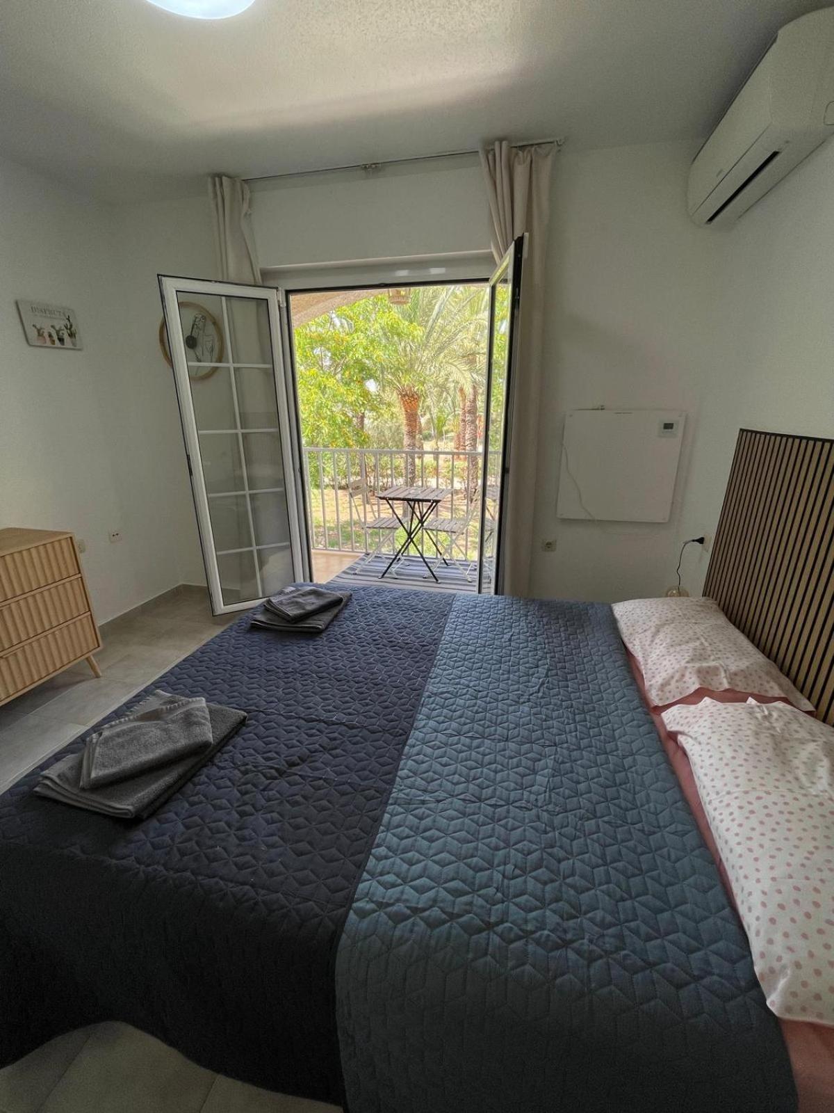 Villa Mare - 2 Beds With Balcony, Patio And Pool And Direct Park Access Murcia Bagian luar foto
